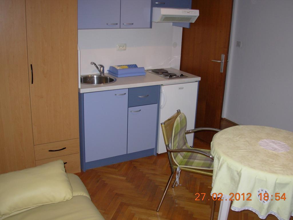 Apartment Karmen Trogir Phòng bức ảnh
