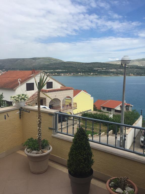 Apartment Karmen Trogir Ngoại thất bức ảnh